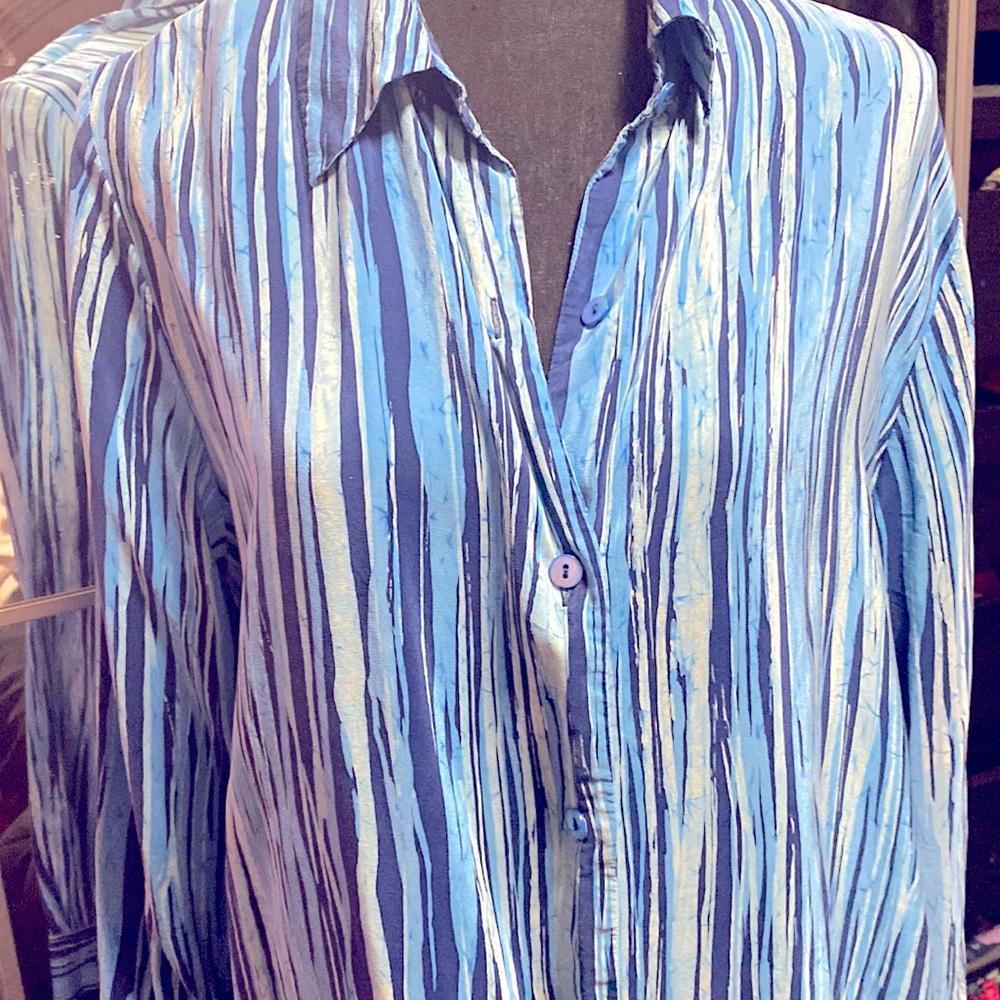 BUTTON DOWN STRIPE X-LARGE DARK BLUE, SKY BLUE & WHITE BLOUSE